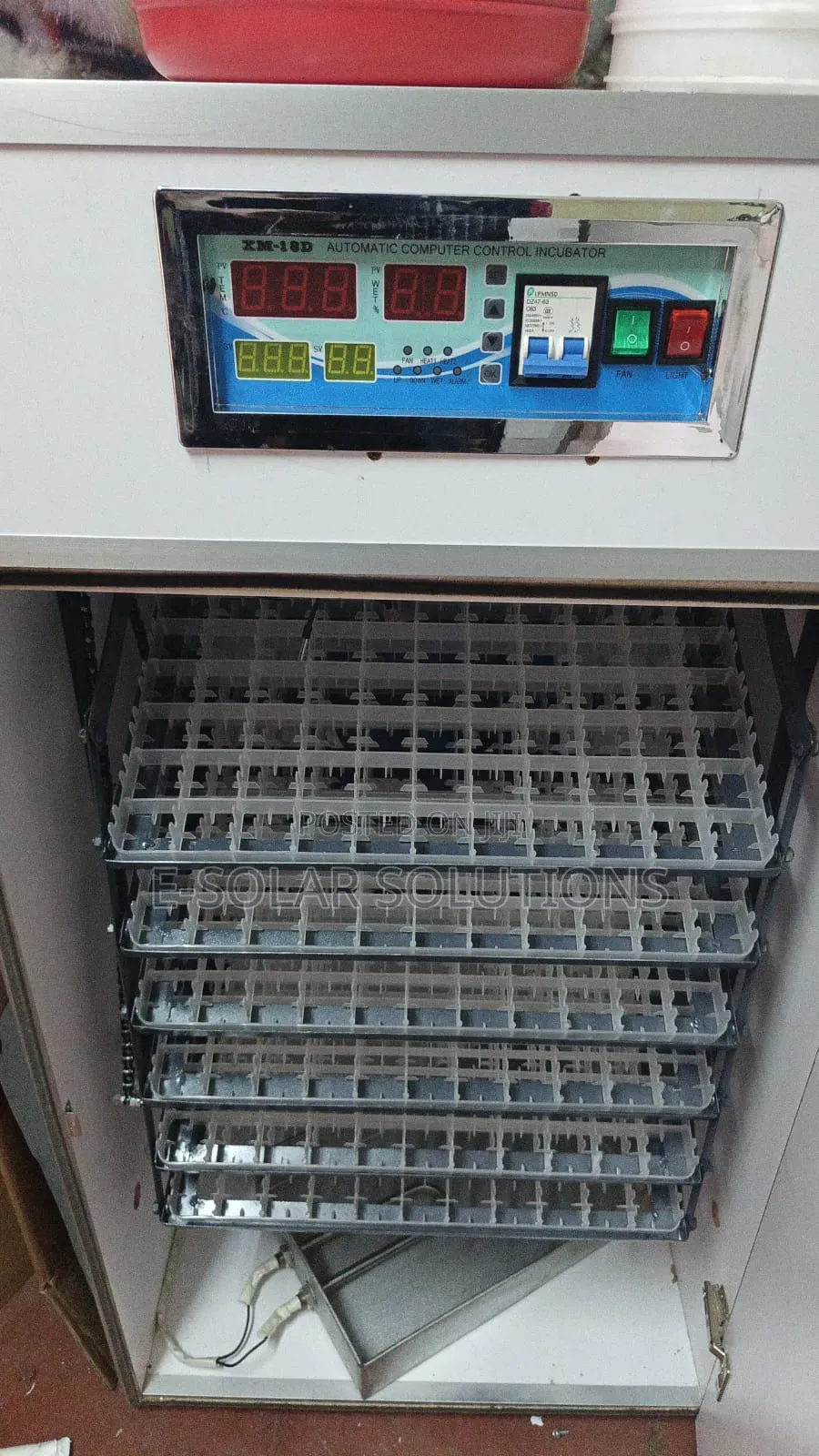 1056 Eggs Incubator