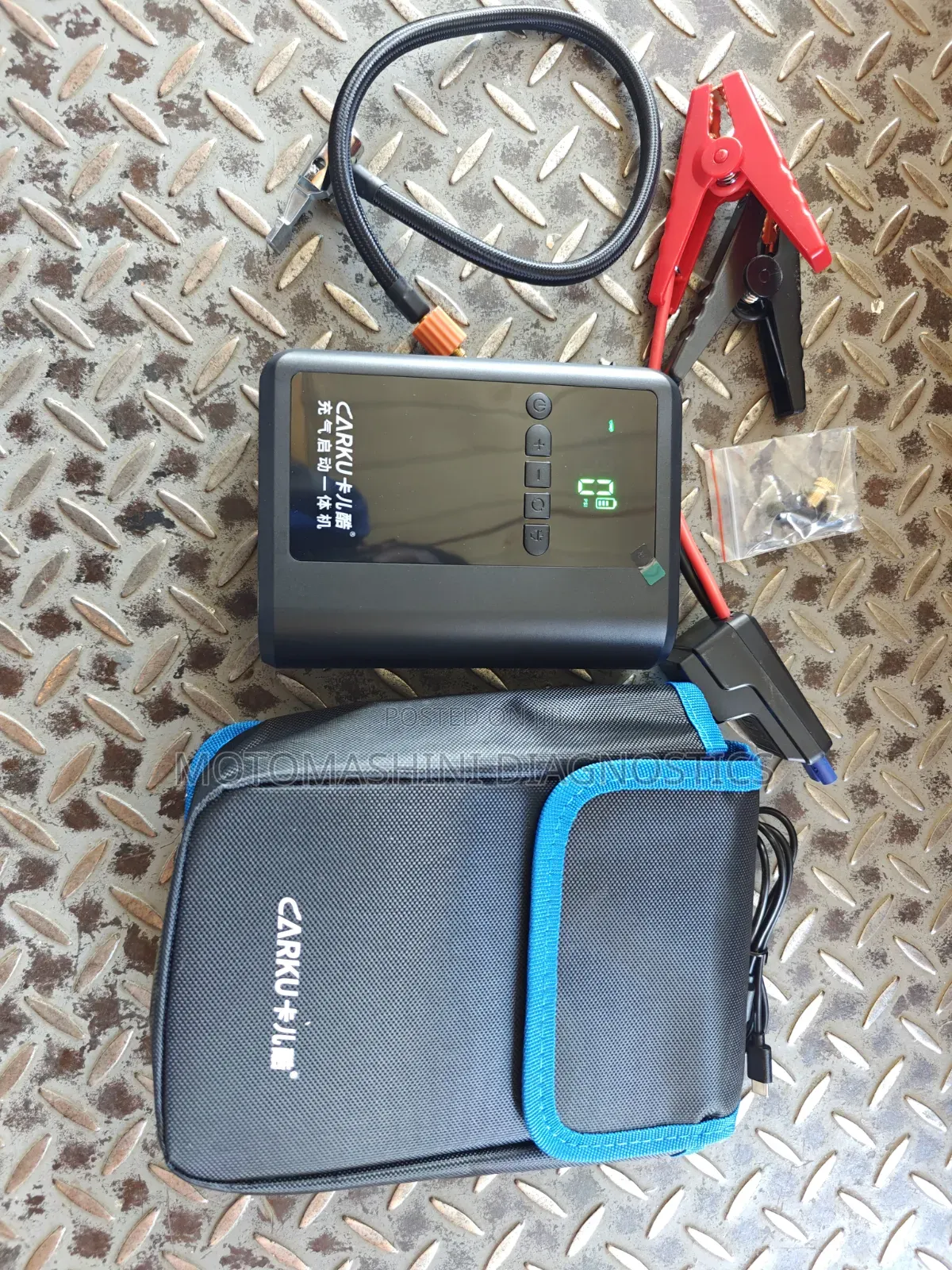 Carku X5 Vehicle 12v Rechargeable Battery Jumpstarter N Tyre Inflator