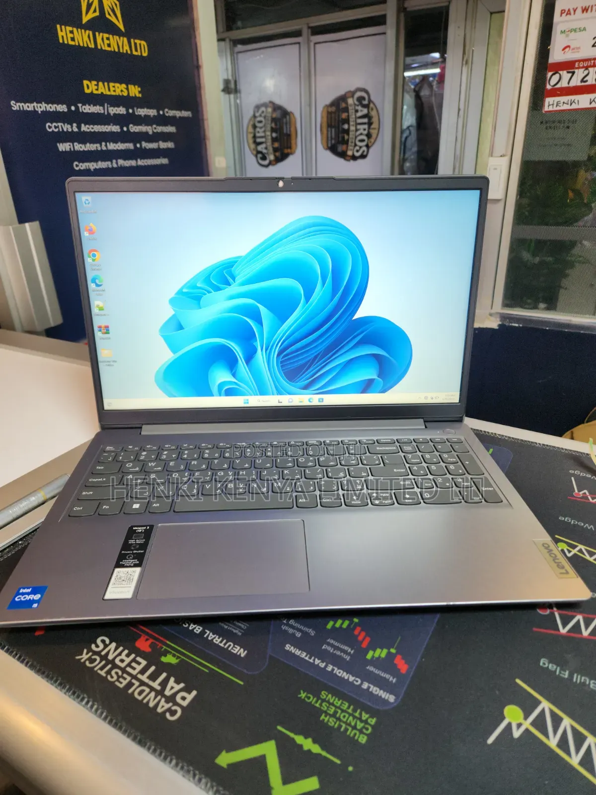 Laptop Lenovo Ideapad 3 8GB Intel Core i5 SSD 256GB