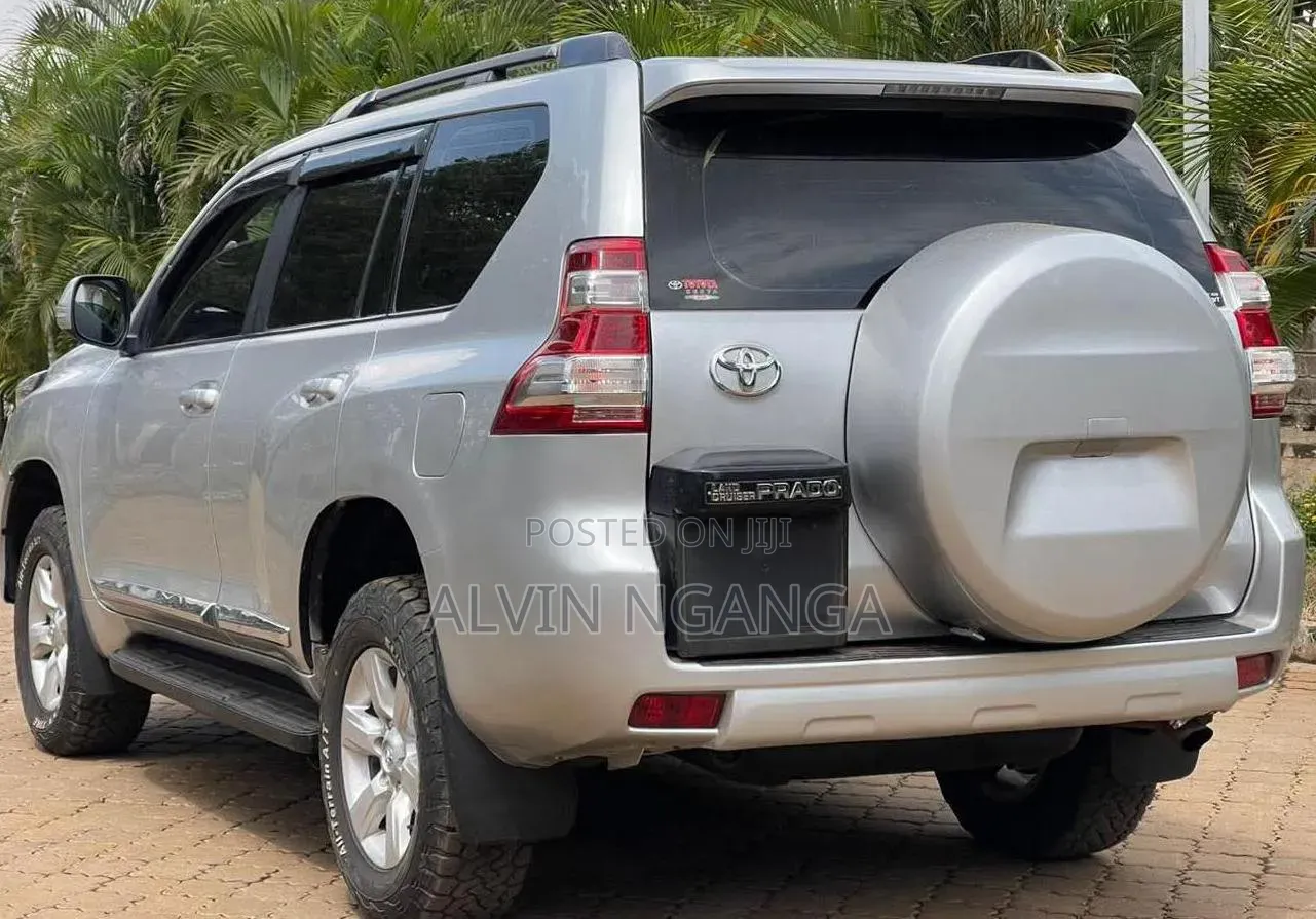 Toyota Land Cruiser 4.5 V8 DSL 2013 Silver