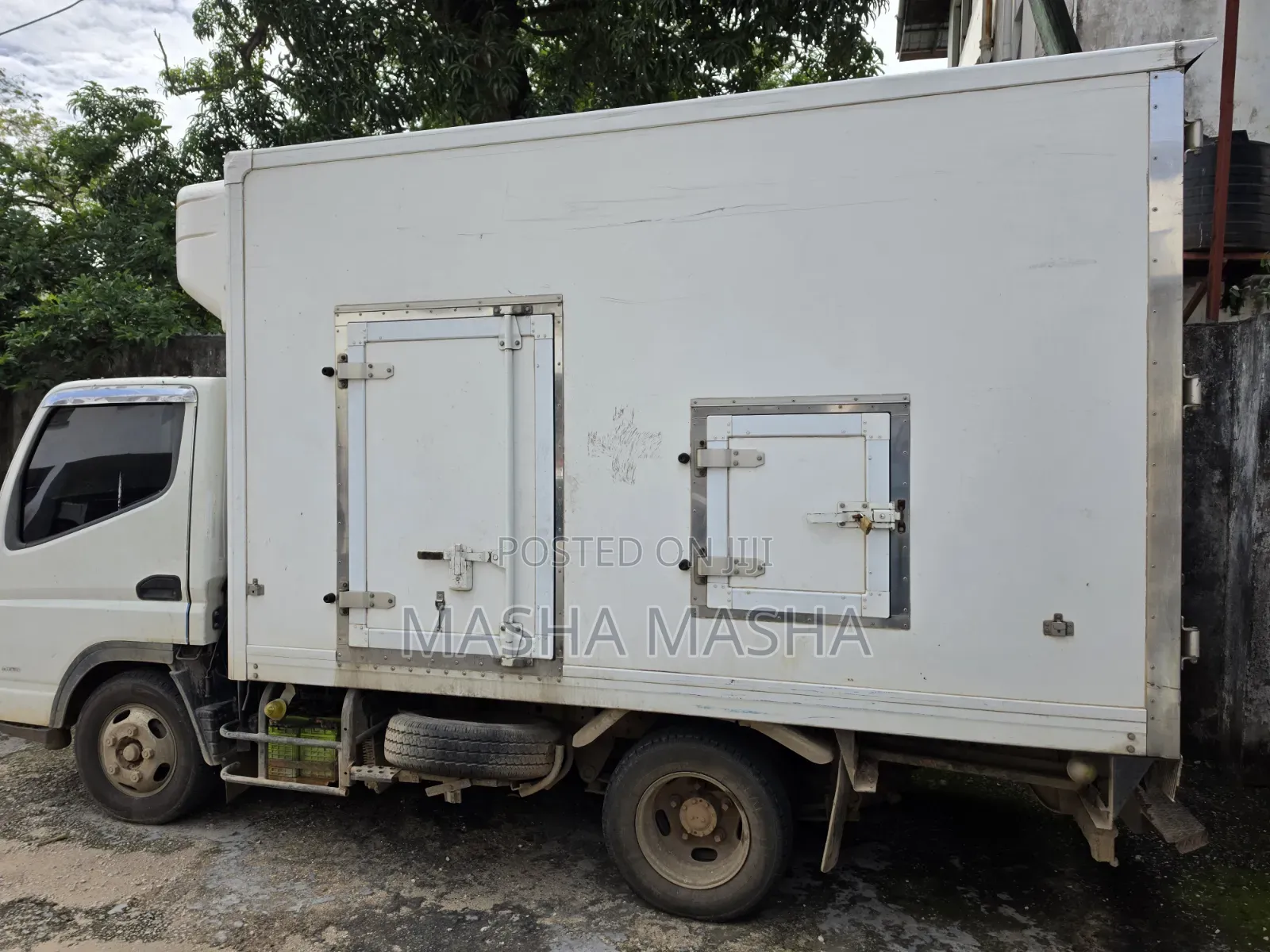 Mitsubishi Canter 4d32 Engine 2014 White for Sell