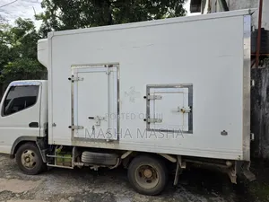 Mitsubishi Canter 4d32 Engine 2014 White for Sell