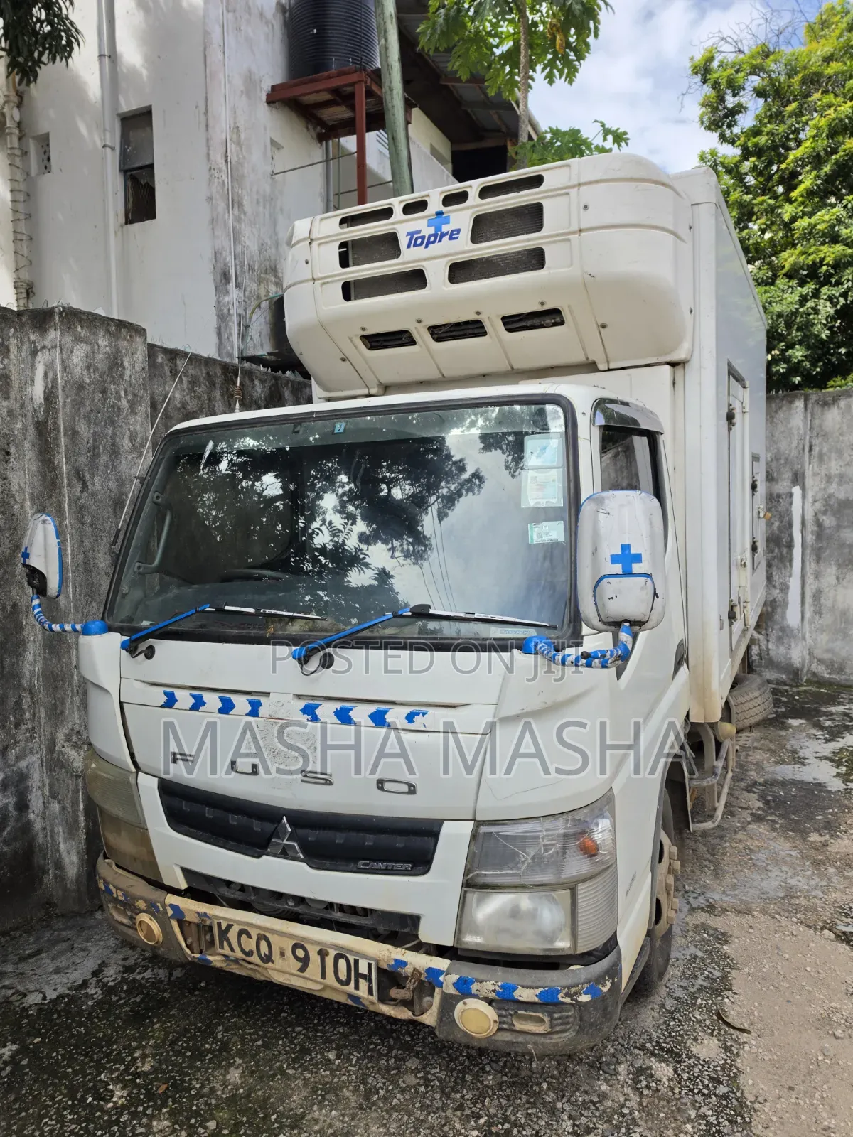 Mitsubishi Canter 4d32 Engine 2014 White for Sell