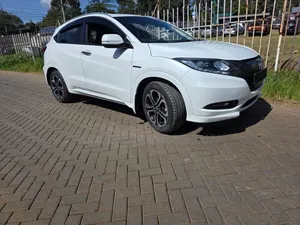 Honda Vezel 2018 White