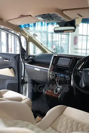 Toyota Alphard 2.5 Petrol FWD 2019 White