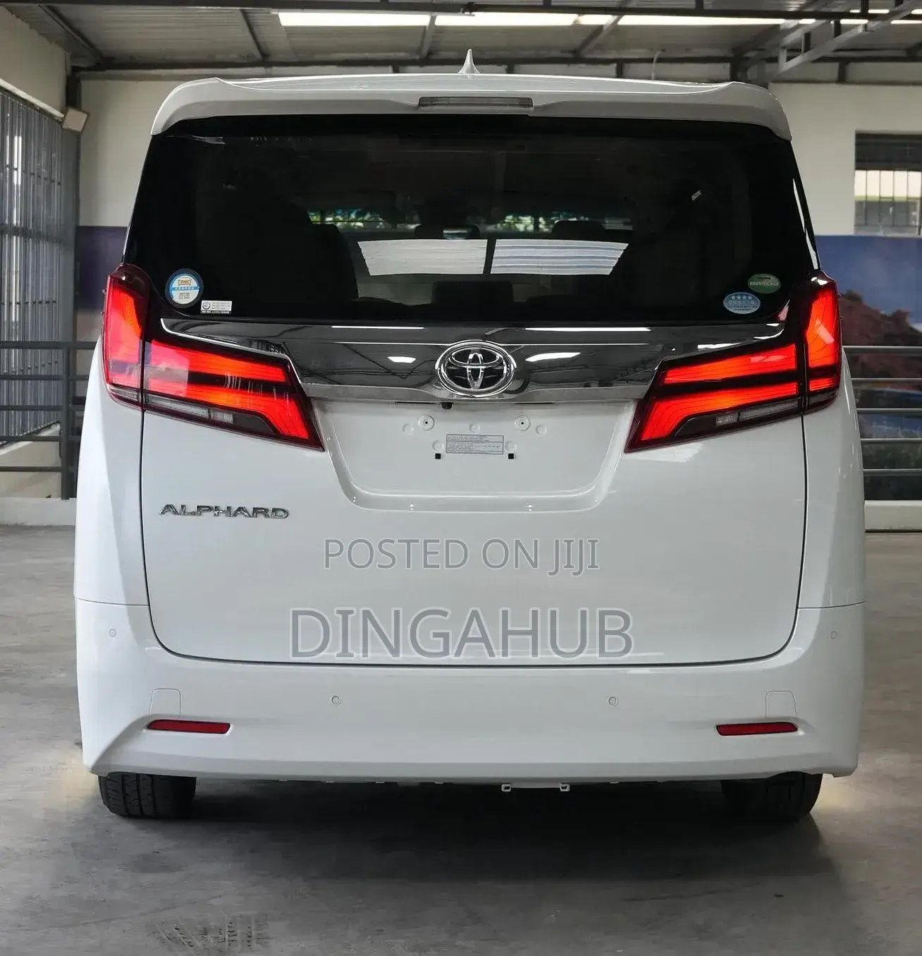 Toyota Alphard 2.5 Petrol FWD 2019 White