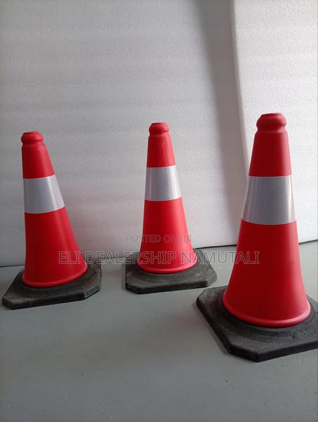 Durable Roadside Warning Cone With Reflective Sleeve/White &Red