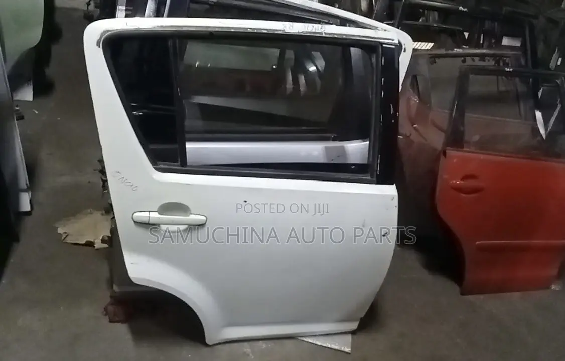 Door Toyota Passo Old Model Rear Right