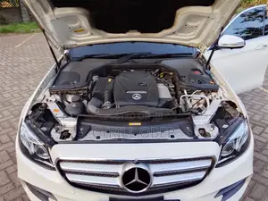 Mercedes-Benz E200 2016 White
