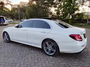 Mercedes-Benz E200 2016 White
