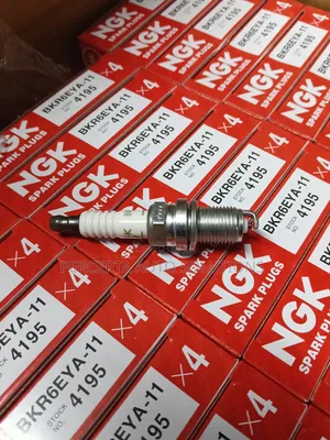 NGK Spark Plugs Bkr6eya-11(4195)