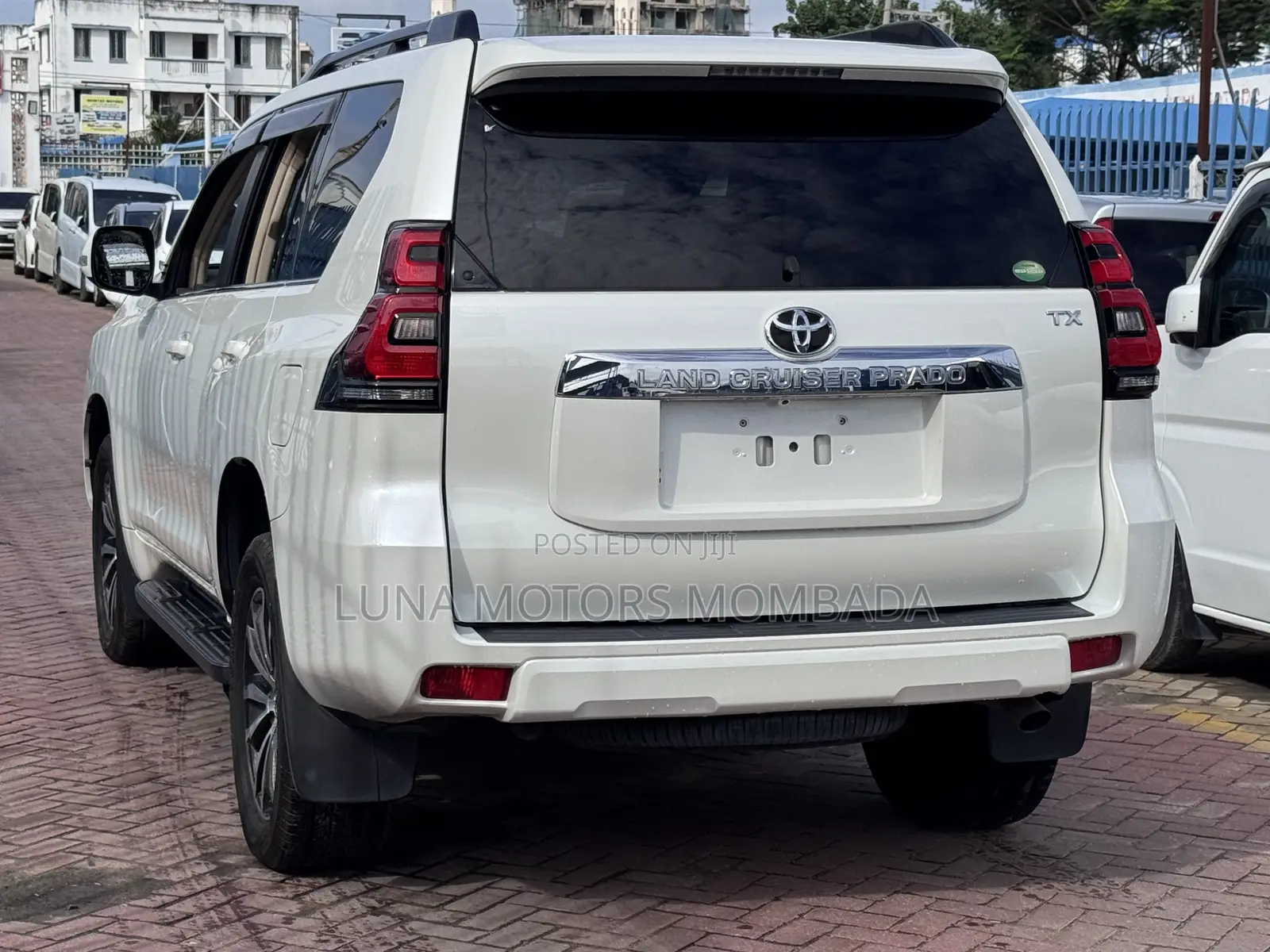 Toyota Land Cruiser Prado 2019 White