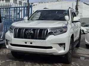 Toyota Land Cruiser Prado 2019 White