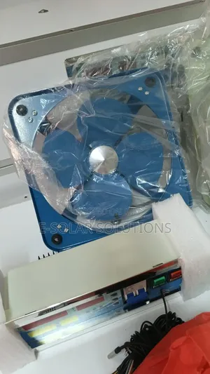 Incubator Blue Fan