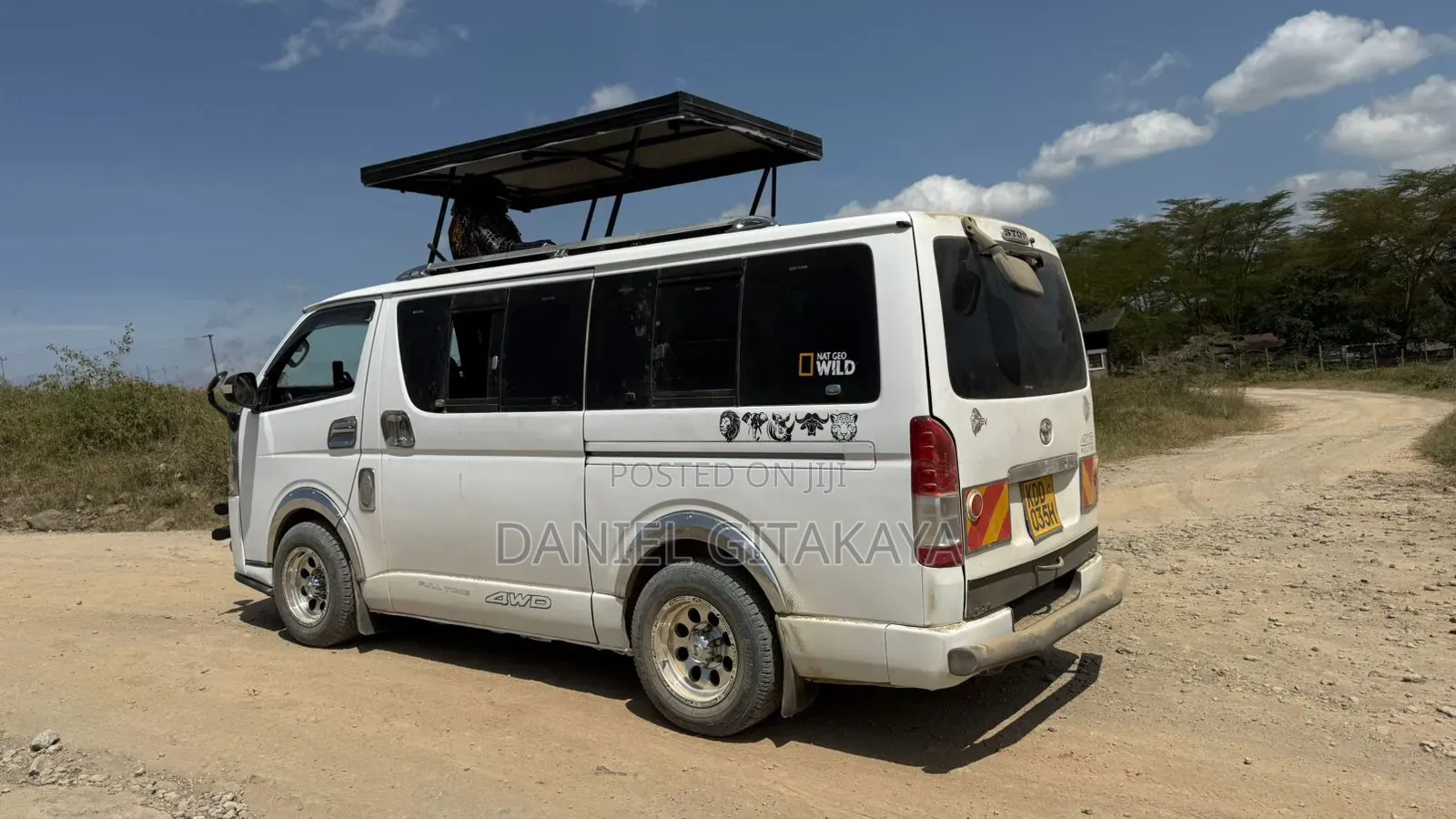 Toyota HiAce 2014 White