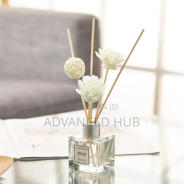 Aromatherapy Reed Diffuser - thumbnail 2