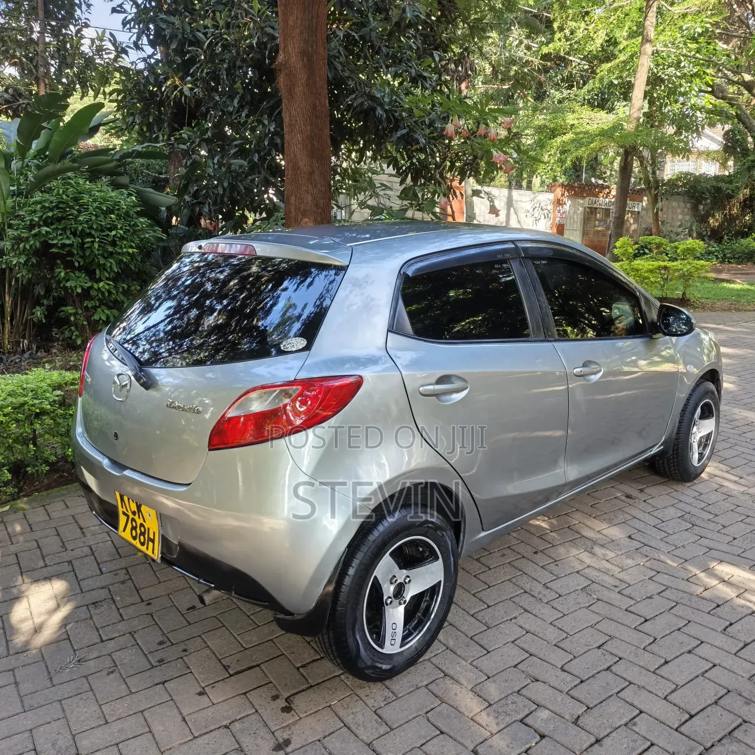 Mazda Demio 2005 Silver