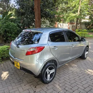 Mazda Demio 2005 Silver