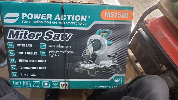 Power Action Sliding Miter Saw