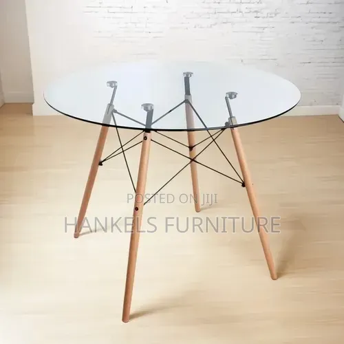 Round Dining Table – Stylish Table for Contemporary Homes
