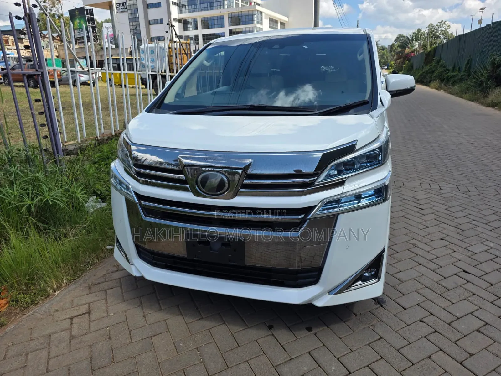 Toyota Alphard 2018 White