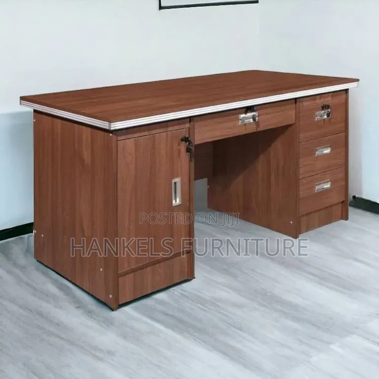 1.2m Office Desk – Space-Saving Furniture for Modern Offices