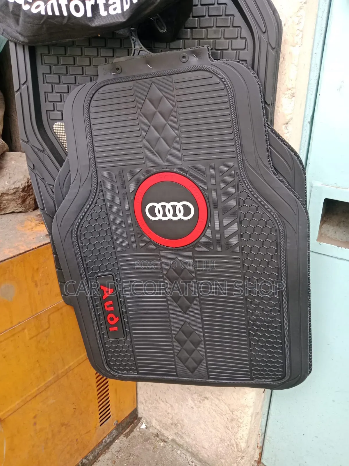 All Weather Mat Iconic Four_ring Audi Logo Mats