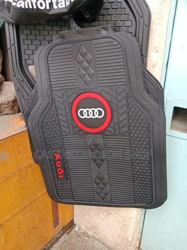 All Weather Mat Iconic Four_ring Audi Logo Mats