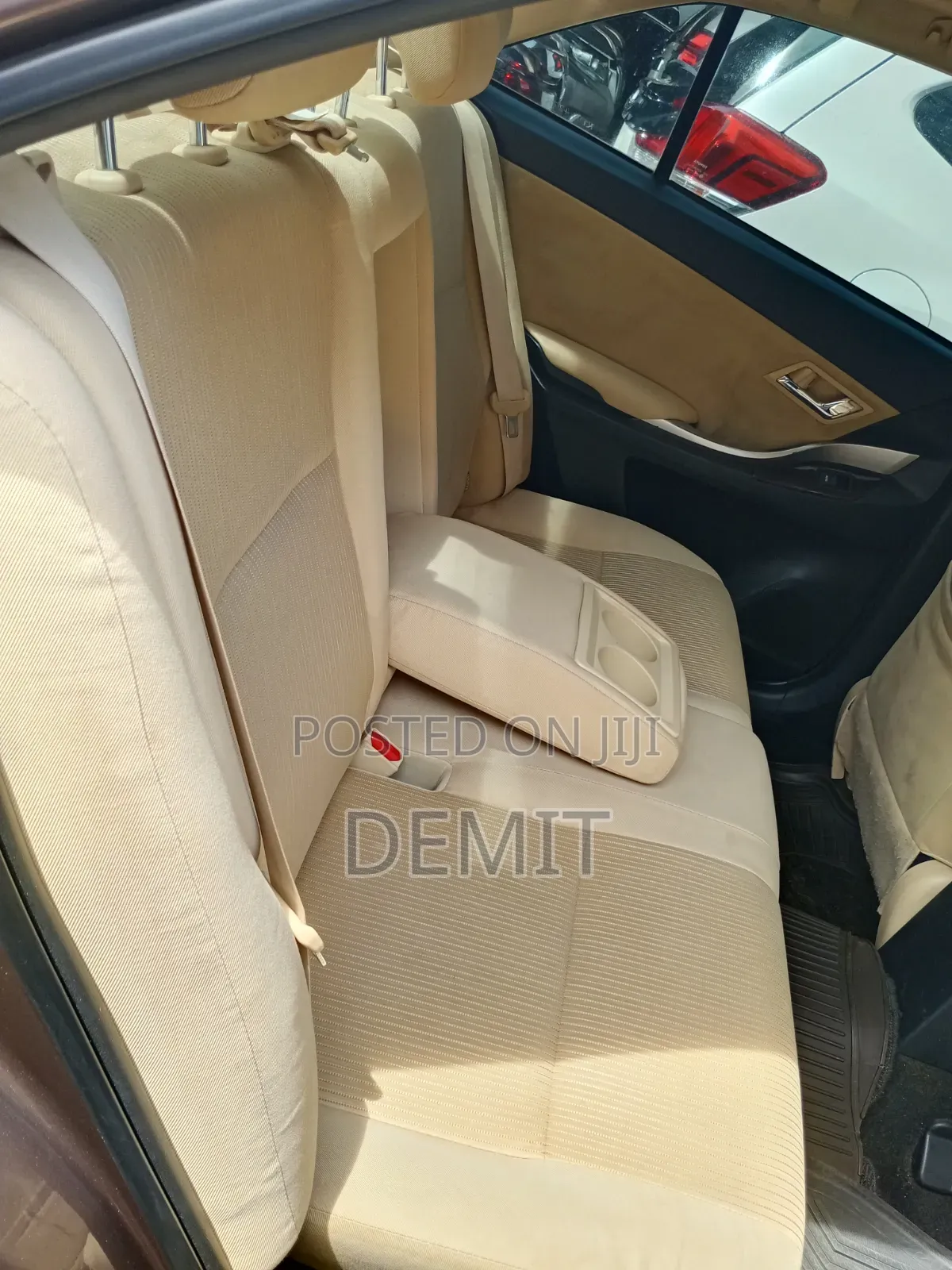 Toyota Premio 2016 Maroon