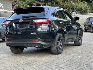 Toyota Harrier 2.0 2019 Black