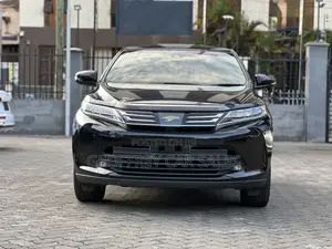 Toyota Harrier 2.0 2019 Black