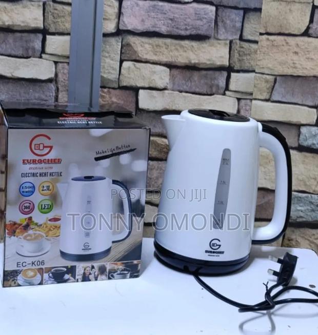 Electric Kettle With 2.0 L Capacity