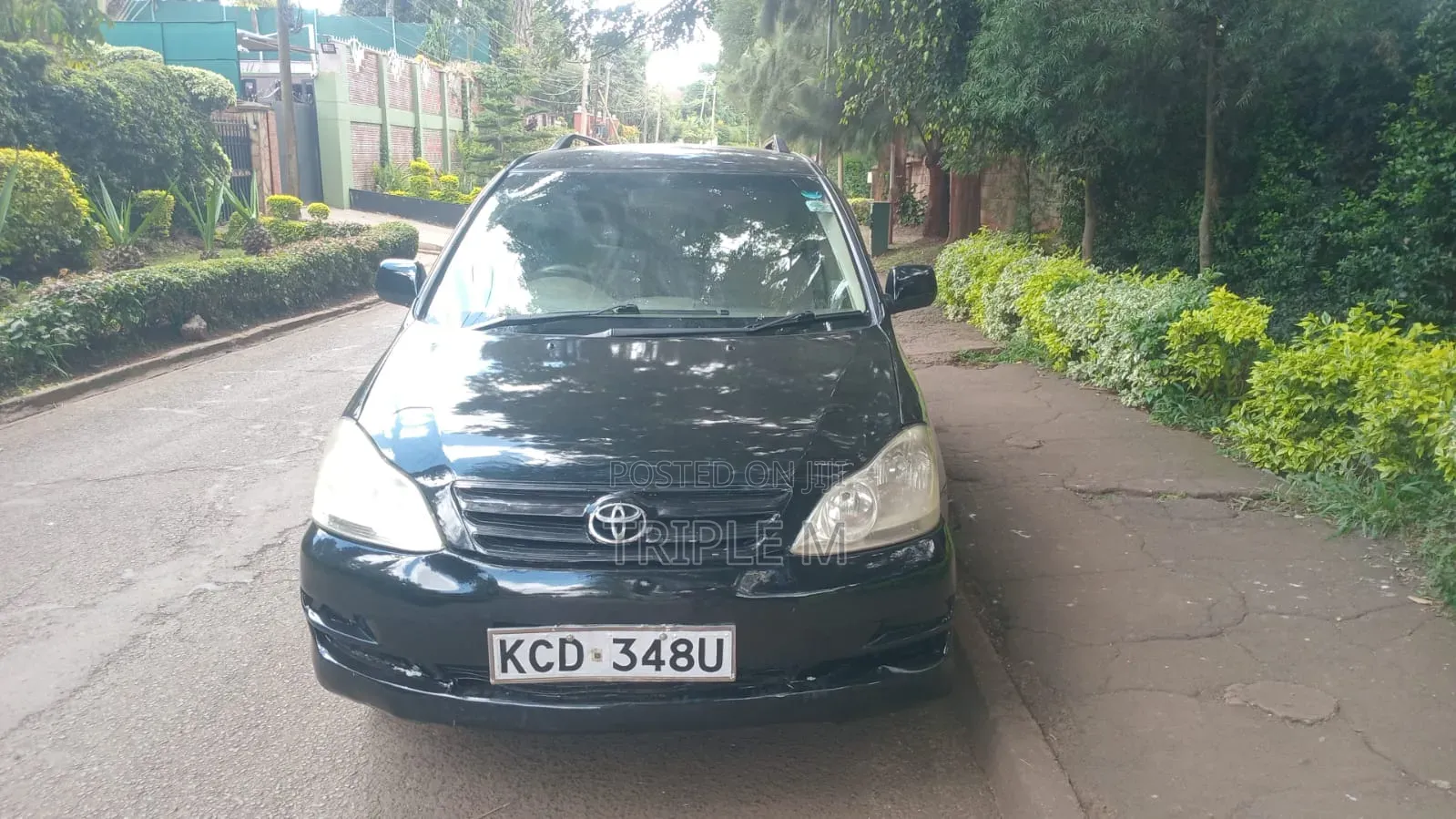 Toyota Ipsum 2010 Black