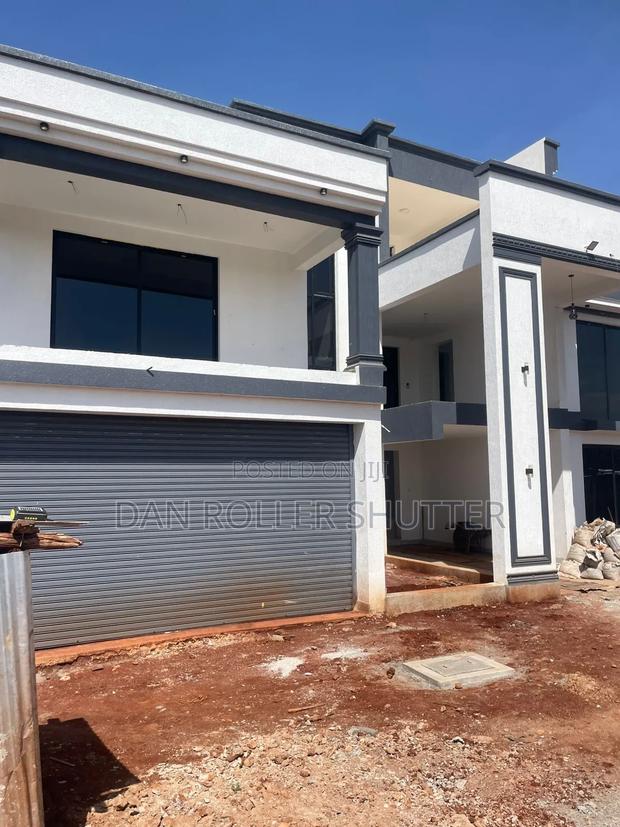 Automatic Roller Shutters With Remote Control
