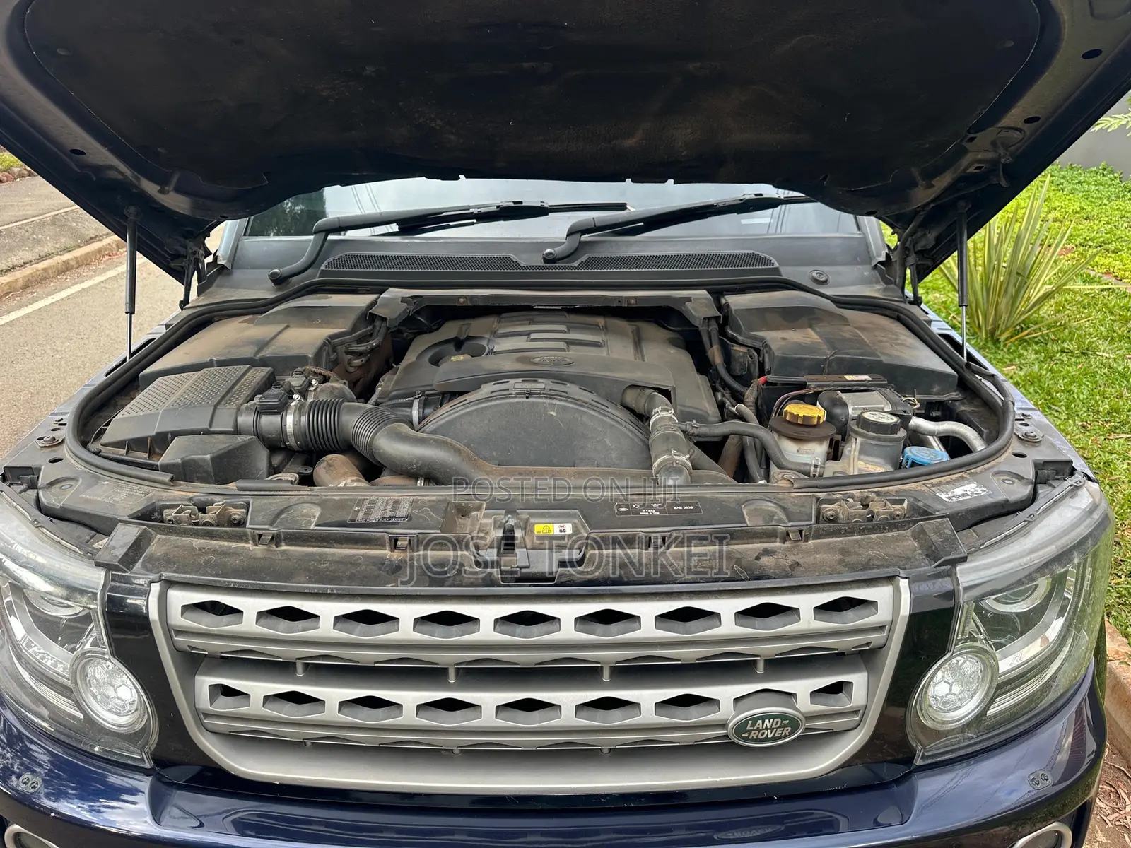 Land Rover Lr4 4dr SUV 4WD (3.0L 6cyl S/C 8A) 2015 Blue