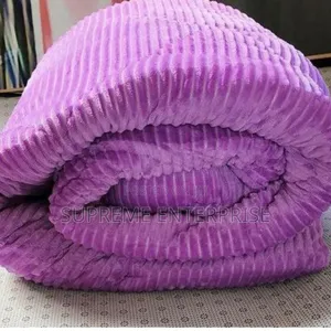 *Tc Brand Velvet Duvet*
Size: 6x7