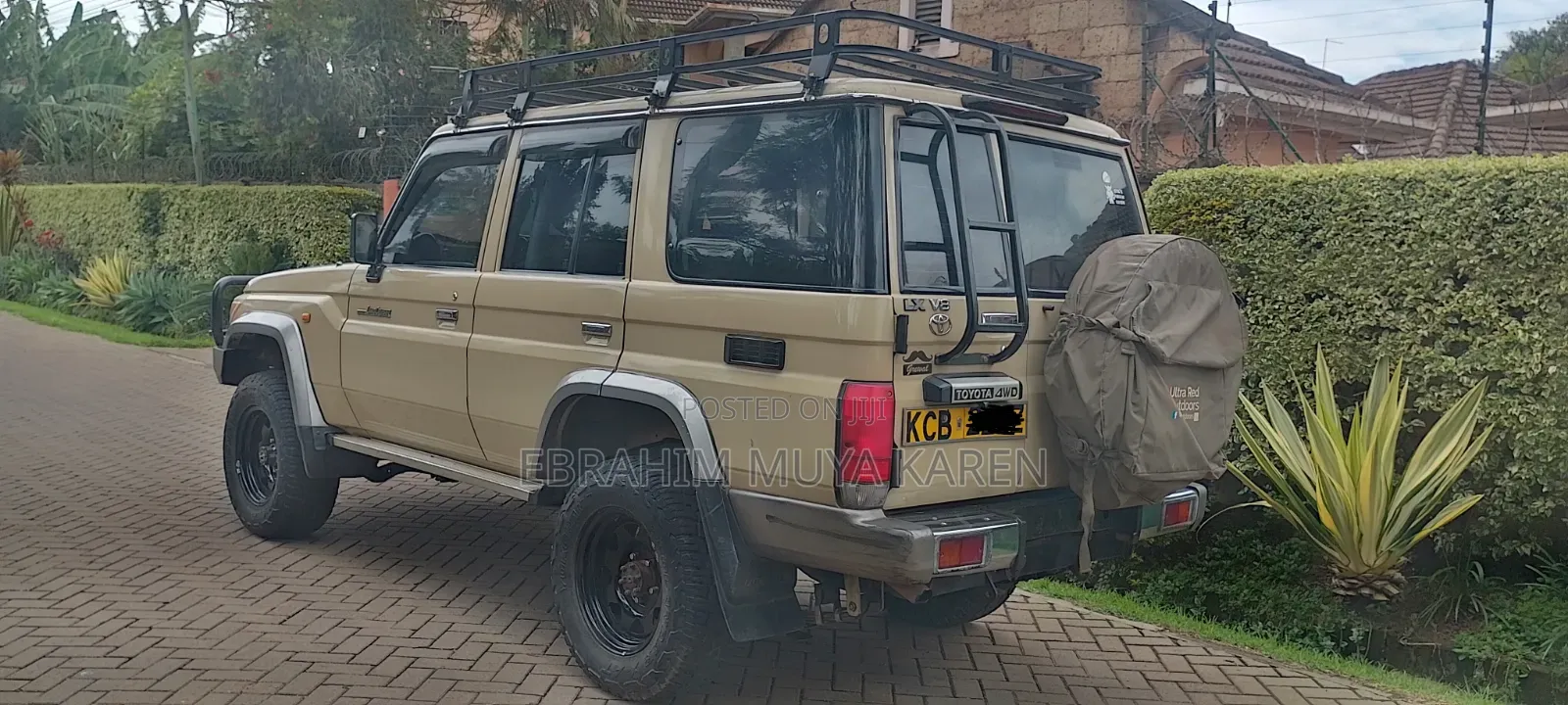 Toyota Land Cruiser 4.5 V8 DSL 2014 Beige