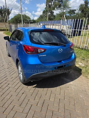 Mazda Demio 2018 Blue