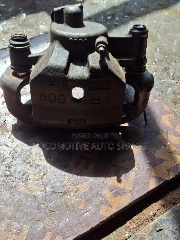 Front Calliper Townace Old Model - thumbnail 2