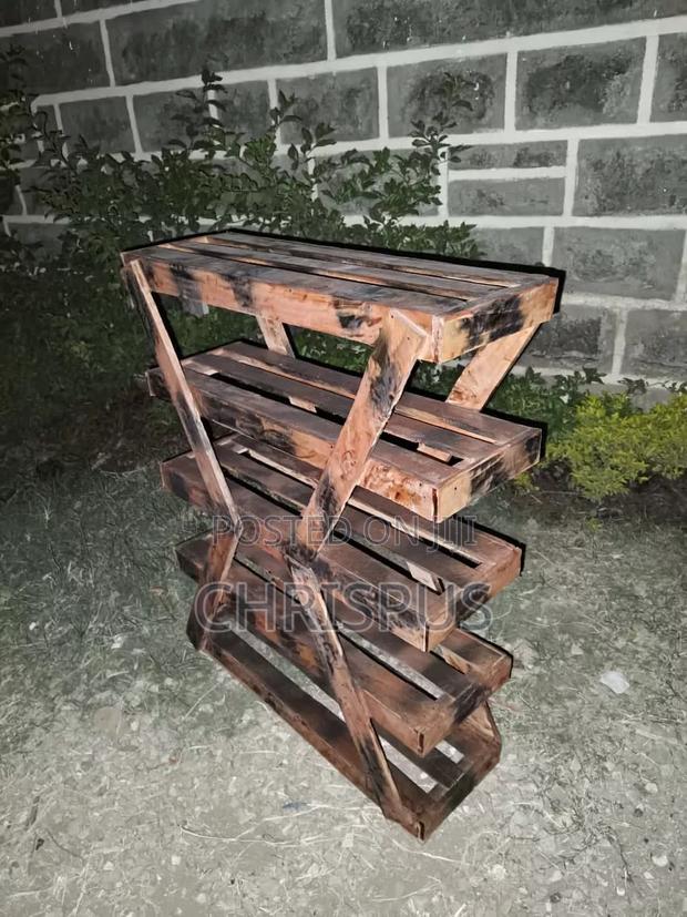 Pallet Shoerack - thumbnail 6