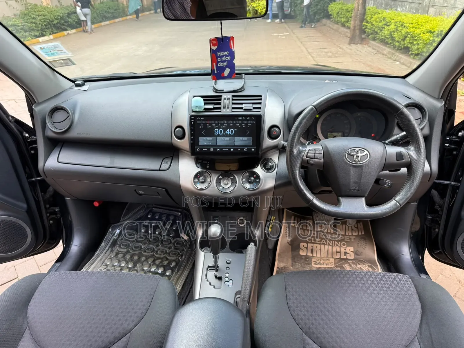 Toyota Vanguard 2012 Black