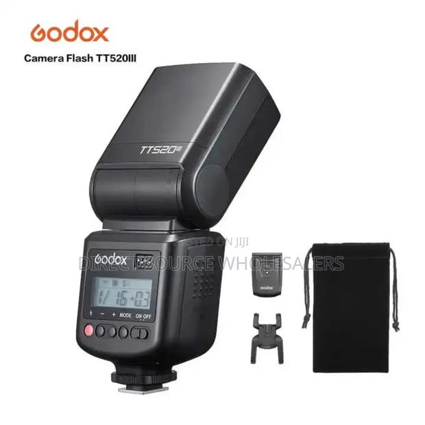 Capture Brighter and Sharper Photos With the Godox Tt520 Speedlight