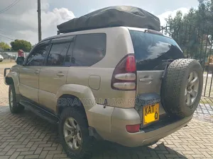 Toyota Land Cruiser Prado 2004 Gold