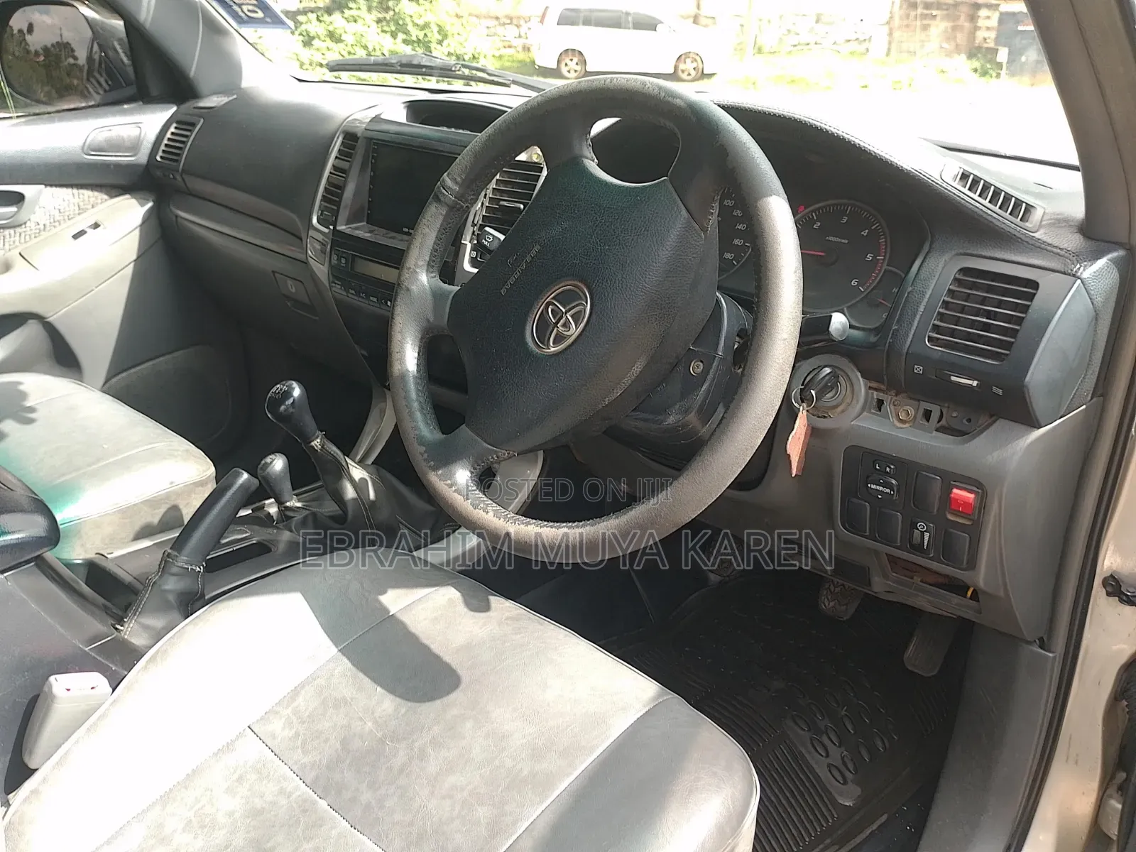 Toyota Land Cruiser Prado 2004 Gold