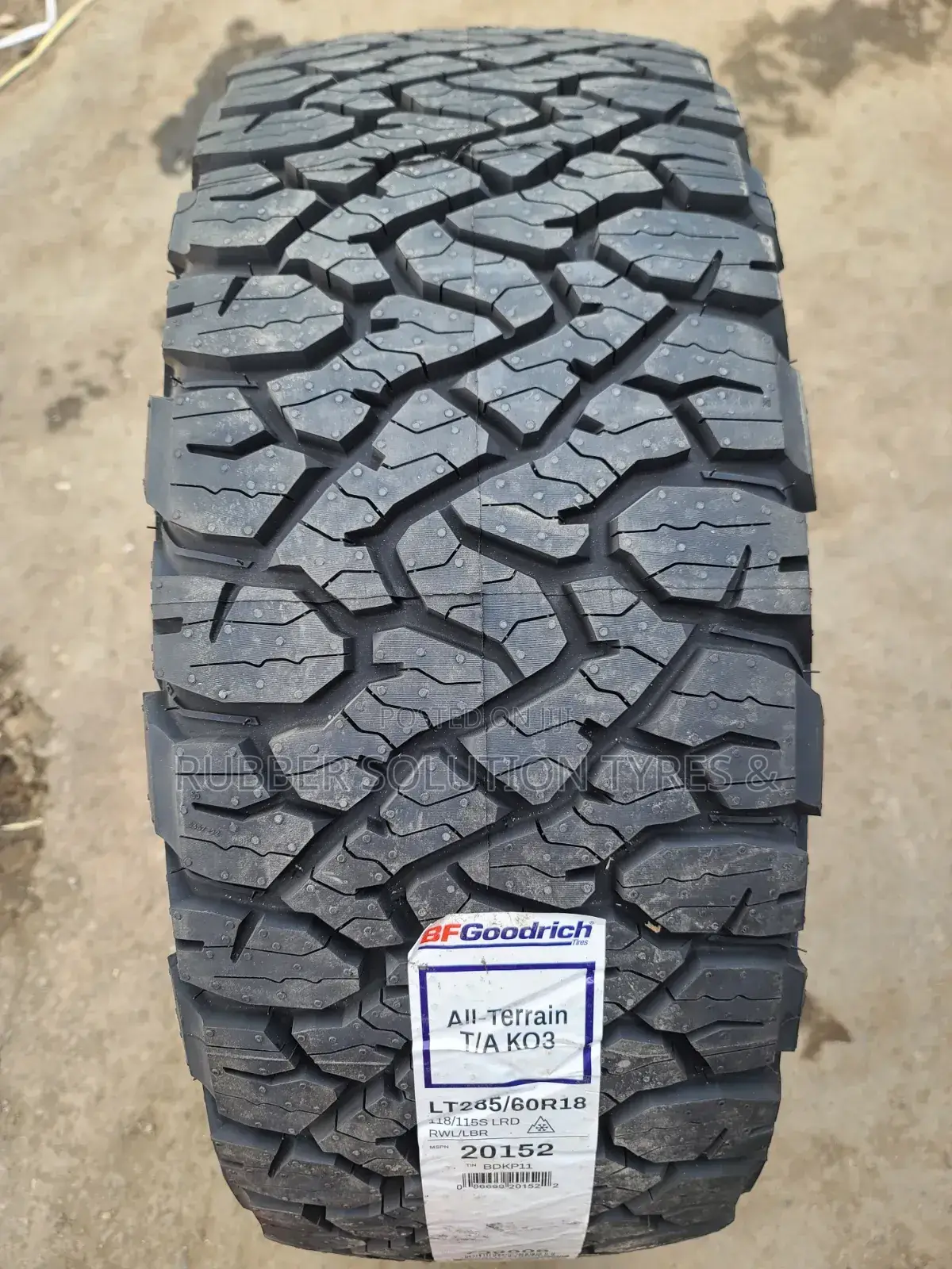 285 /60 R18 Bf Goodrich Tyres a/T- All-Terrain