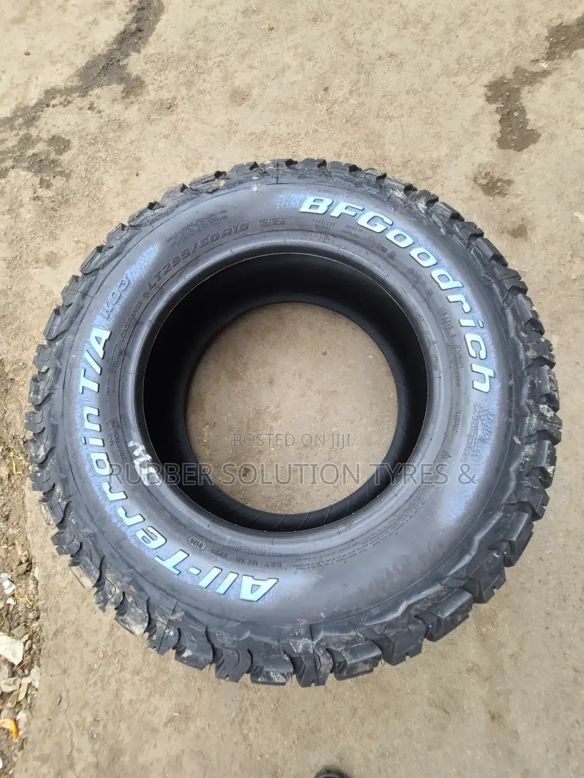 285 /60 R18 Bf Goodrich Tyres a/T- All-Terrain