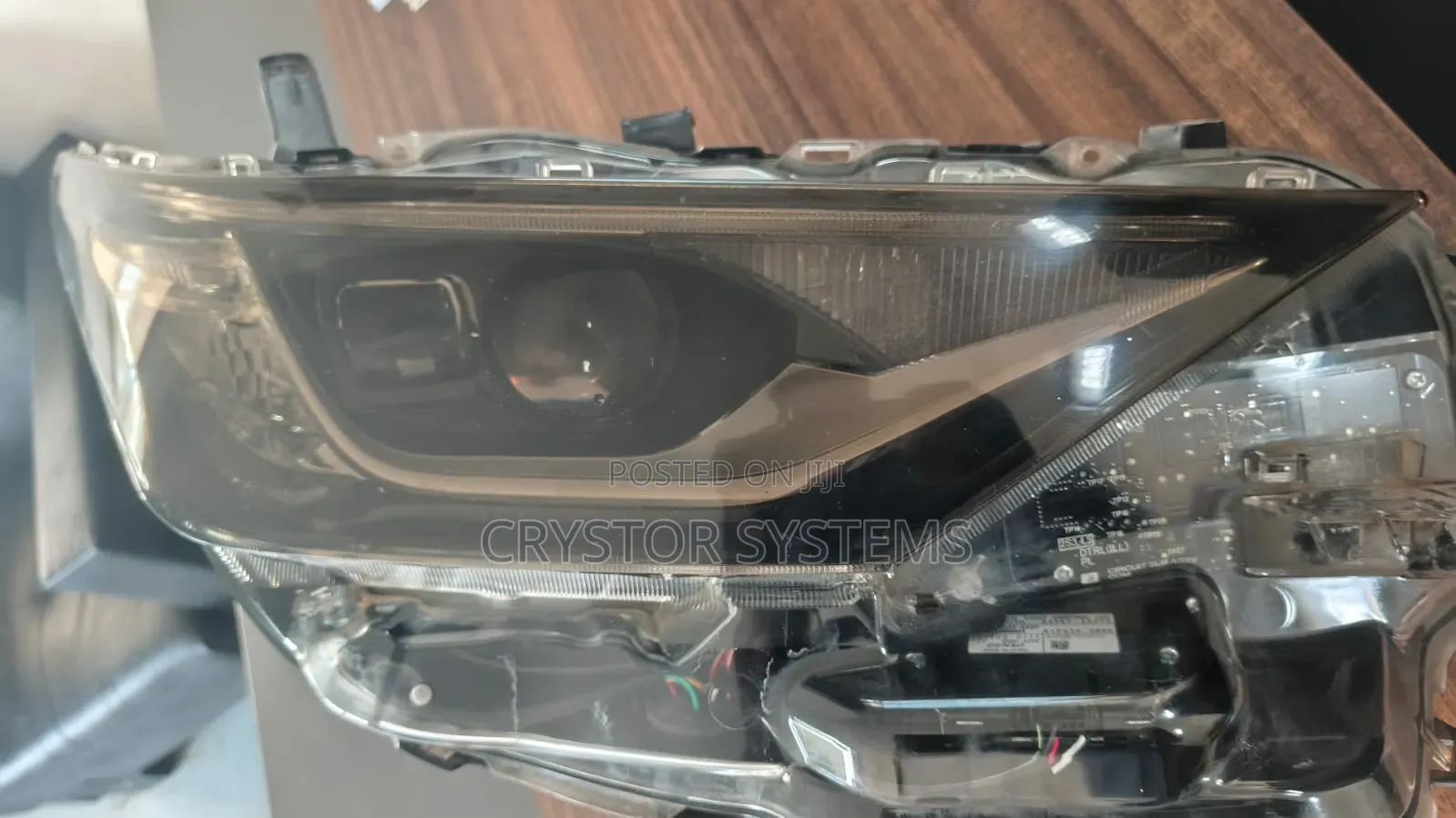 Auris 2017
Xenon Double Focus 
Headlight