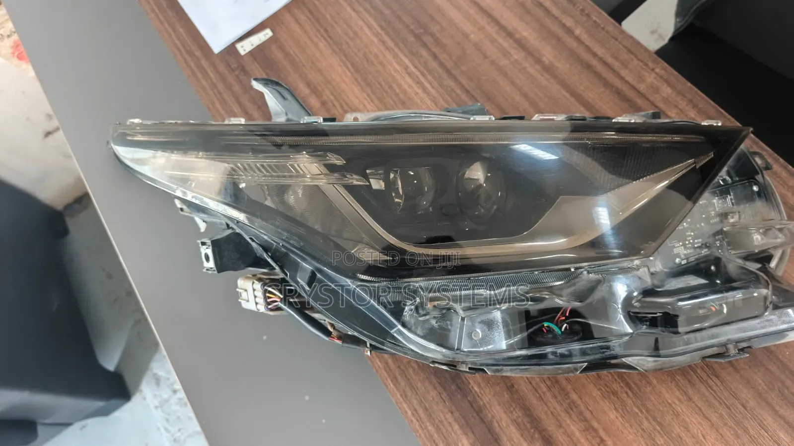 Auris 2017
Xenon Double Focus 
Headlight