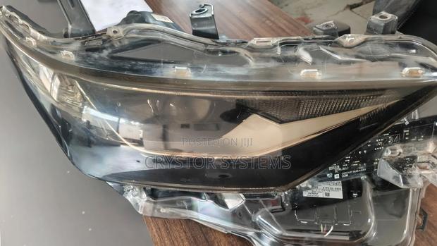 Auris 2017
Xenon Double Focus 
Headlight - thumbnail 4