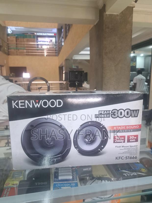 Kenwood Peak Power 300w